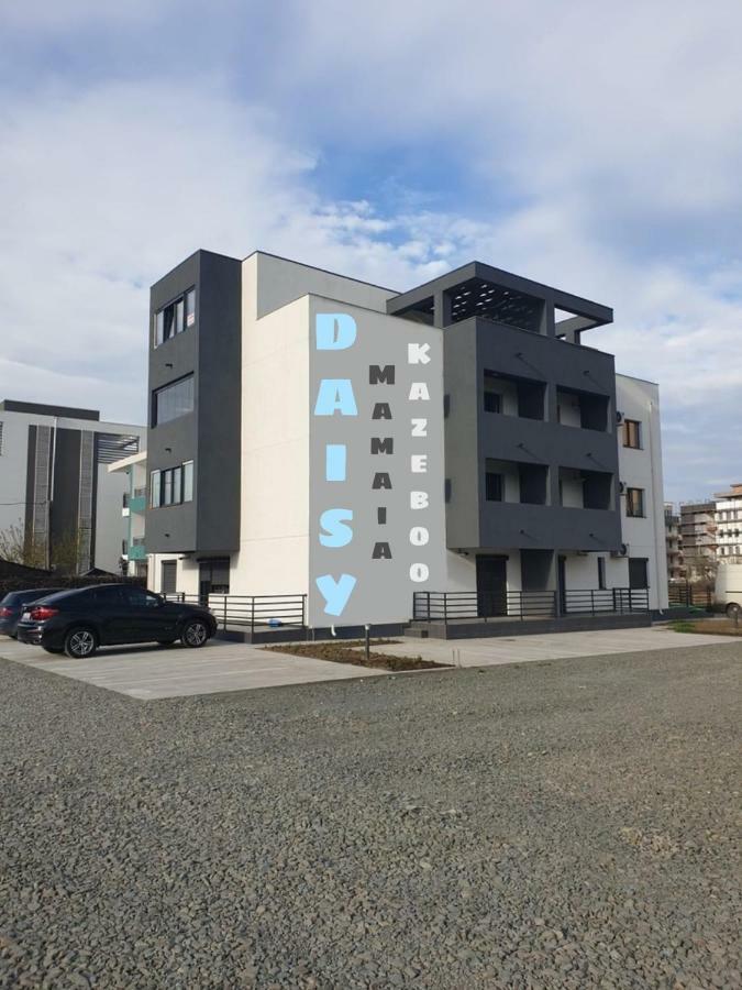 Daisy Apartament Navodari Bagian luar foto